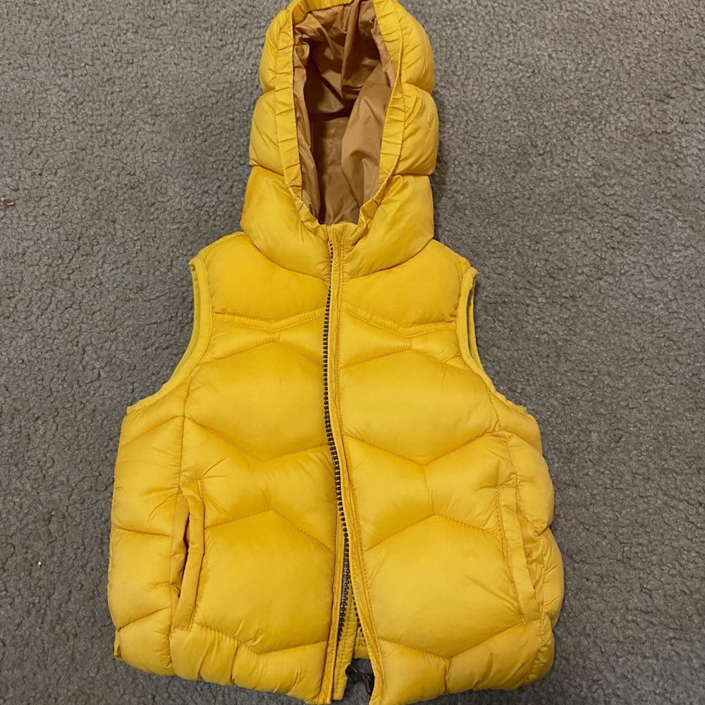 Zara vest